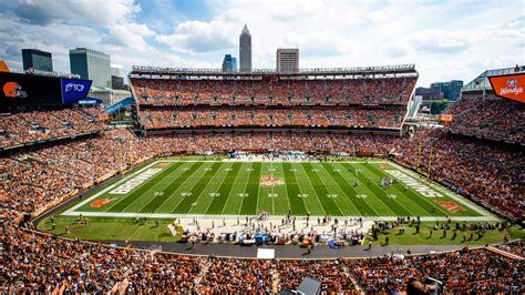 Cleveland .